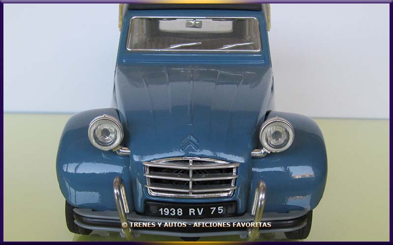 Citroën 2 CV - Solido 1/18