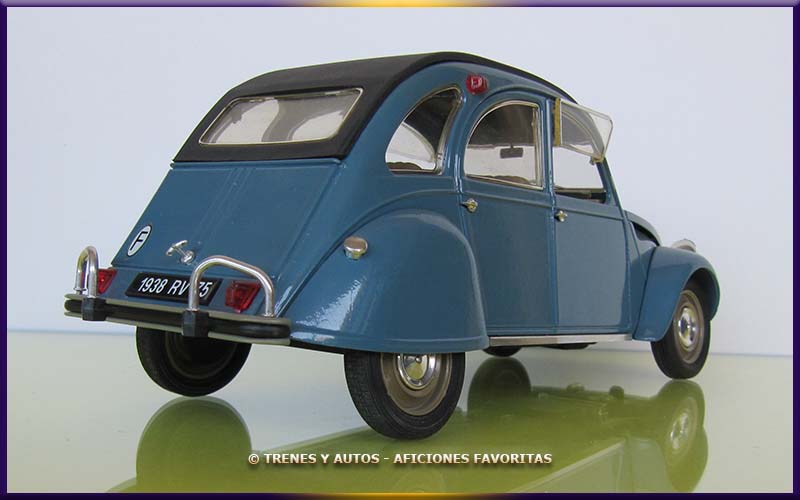 Citroën 2 CV - Solido 1/18