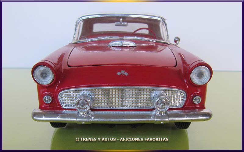Ford Thunderbird Convertible - Revell 1/18