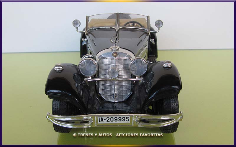 Mercedes Benz 500K Luxury Roadster - Bburago 1/18