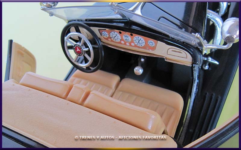 Mercedes Benz 500K Luxury Roadster - Bburago 1/18
