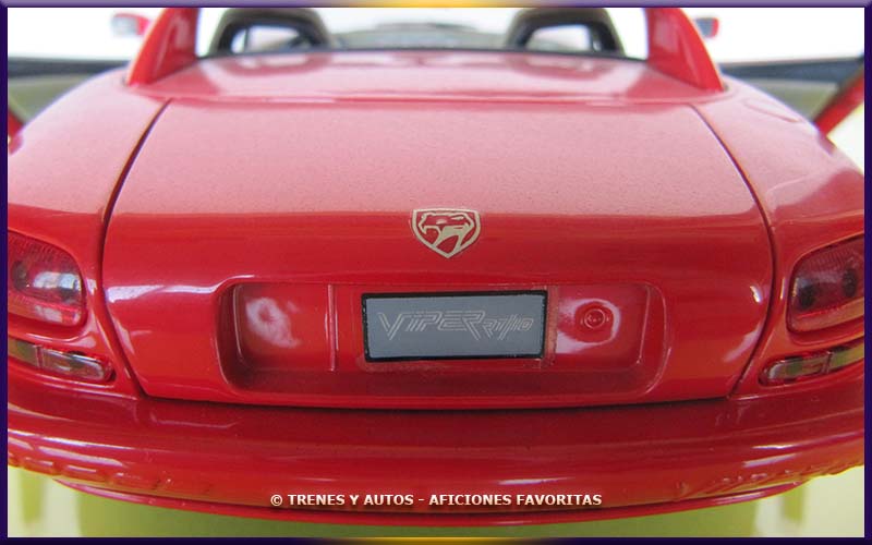 Dodge Viper RT-10 - Bburago 1/18