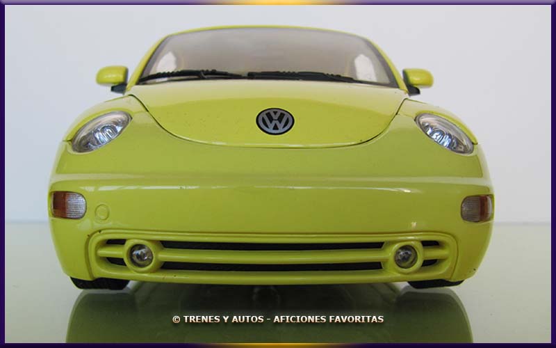 Volkswagen New Beetle - gate 1/18