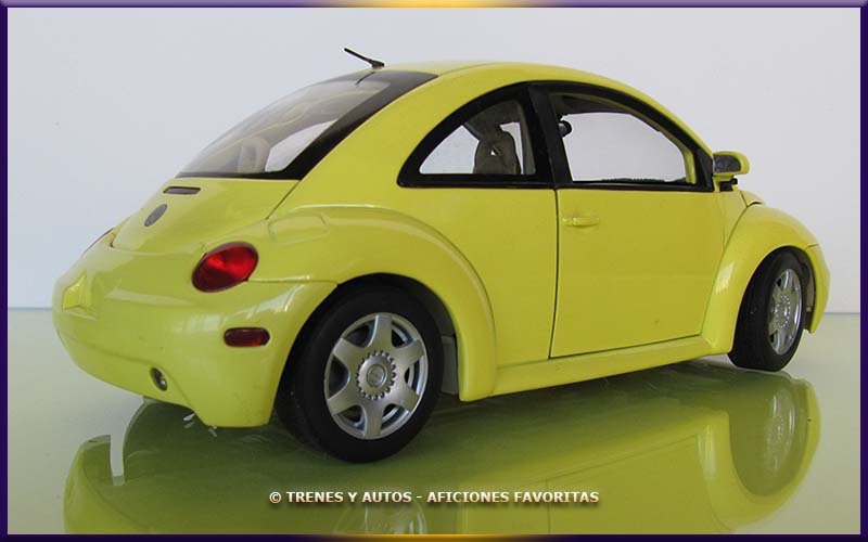 Volkswagen New Beetle - gate 1/18