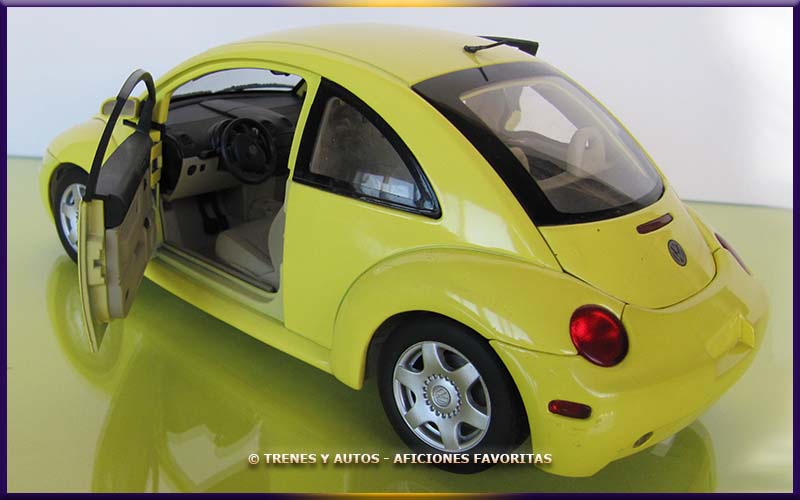 Volkswagen New Beetle - gate 1/18
