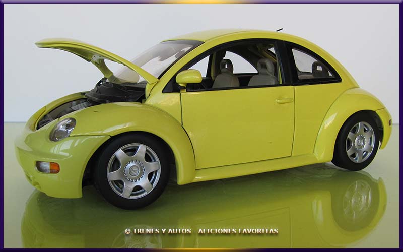 Volkswagen New Beetle - gate 1/18