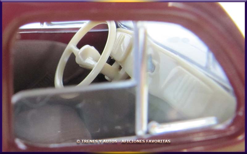 Renault 4 CV - Solido 1/17