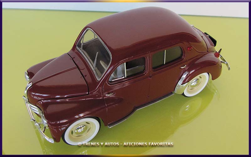 Renault 4 CV - Solido 1/17