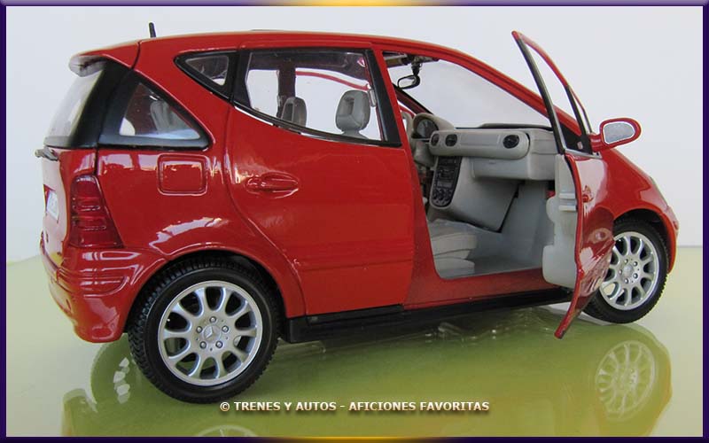 Mercedes Benz A Class 140 - Maisto 1/18
