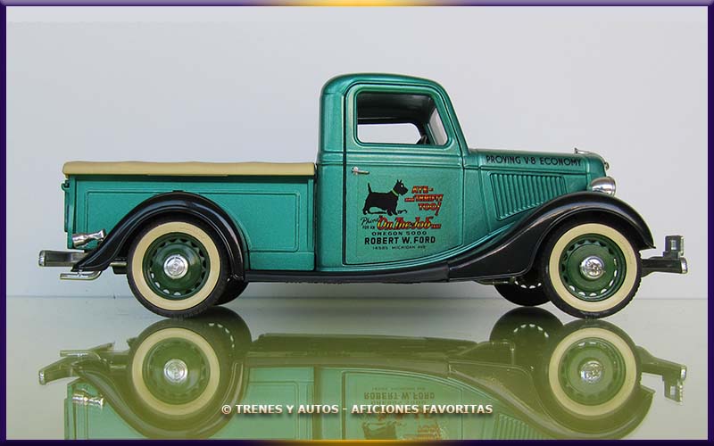 Ford V8 Pick Up - Solido 1/19