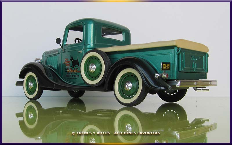 Ford V8 Pick Up - Solido 1/19