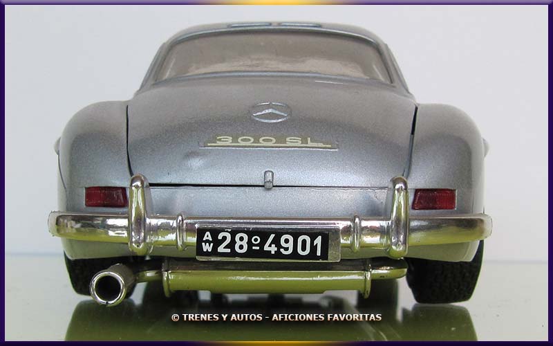 Mercedes Benz 300 SL - Bburago 1/18