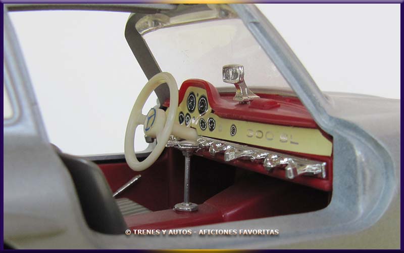 Mercedes Benz 300 SL - Bburago 1/18
