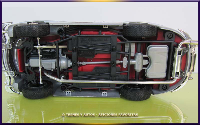 Mercedes Benz 300 SL - Bburago 1/18