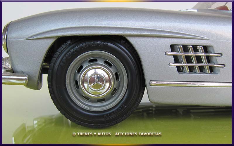 Mercedes Benz 300 SL - Bburago 1/18
