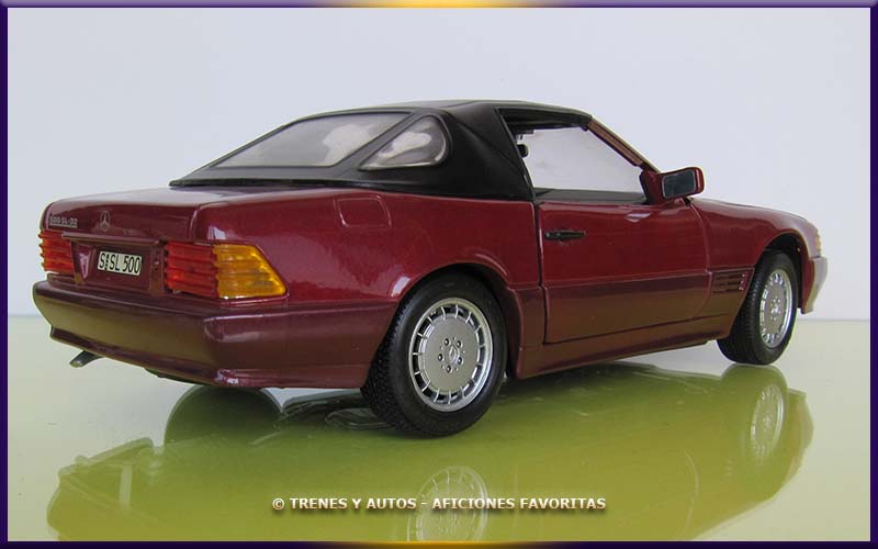 Mercedes Benz 500 SL - Revell 1/18