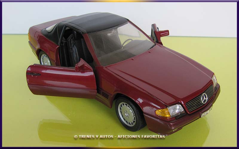 Mercedes Benz 500 SL - Revell 1/18