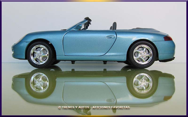 Porsche 911 Carrera Cabrio - Solido 1/18