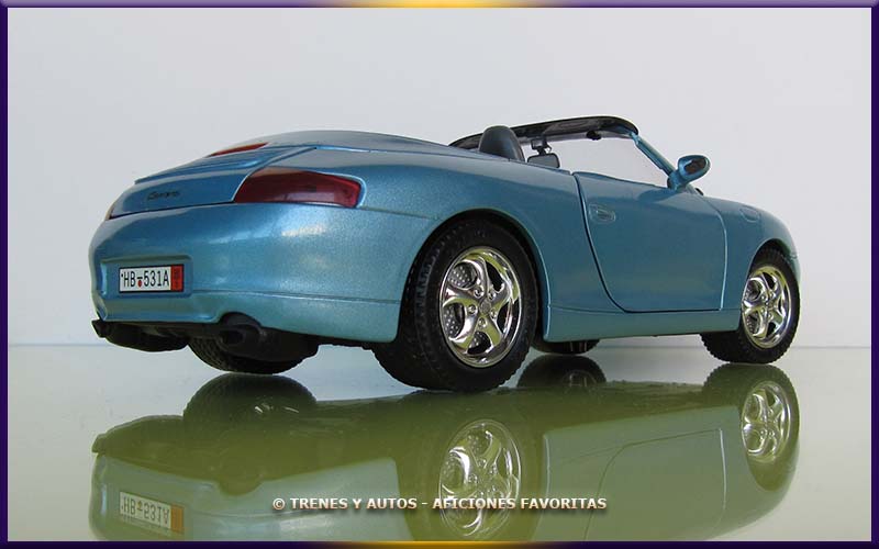 Porsche 911 Carrera Cabrio - Solido 1/18