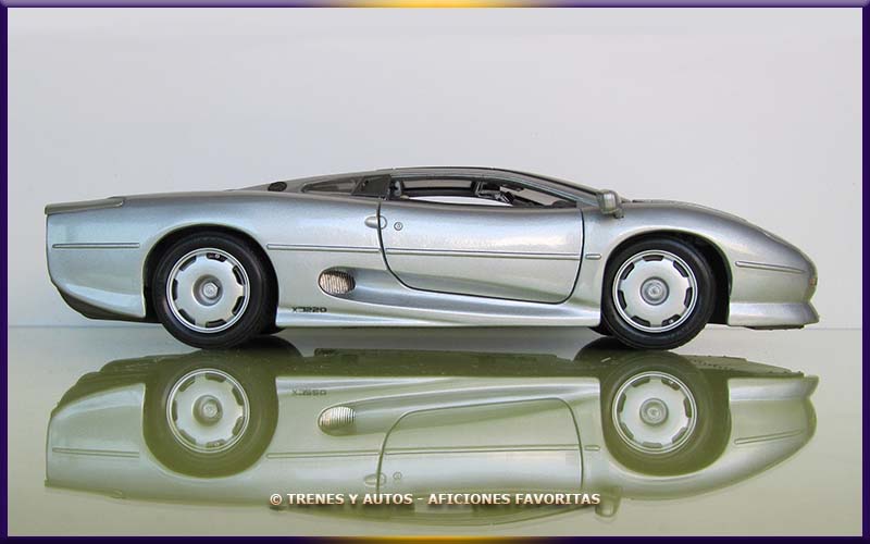 Jaguar XJ 220 - Maisto 1/18