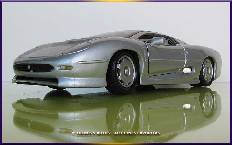 Jaguar XJ 220 - Maisto 1/18