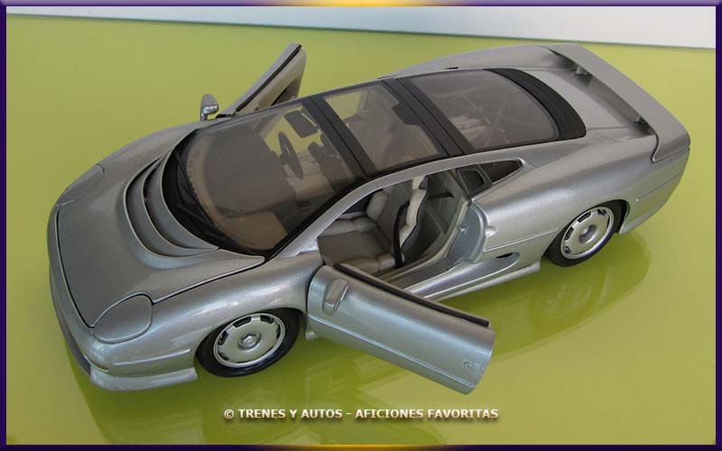 Jaguar XJ 220 - Maisto 1/18