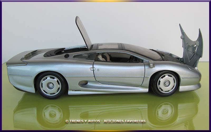 Jaguar XJ 220 - Maisto 1/18