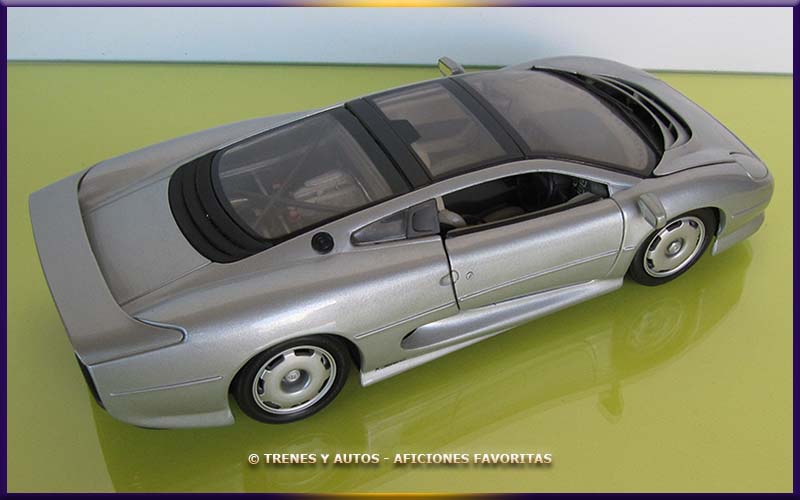 Jaguar XJ 220 - Maisto 1/18