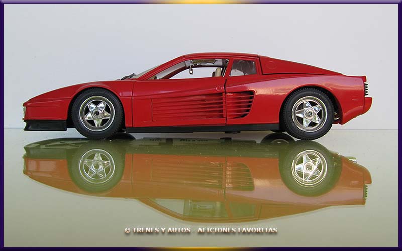 Ferrari Testarossa - Bburago 1/18
