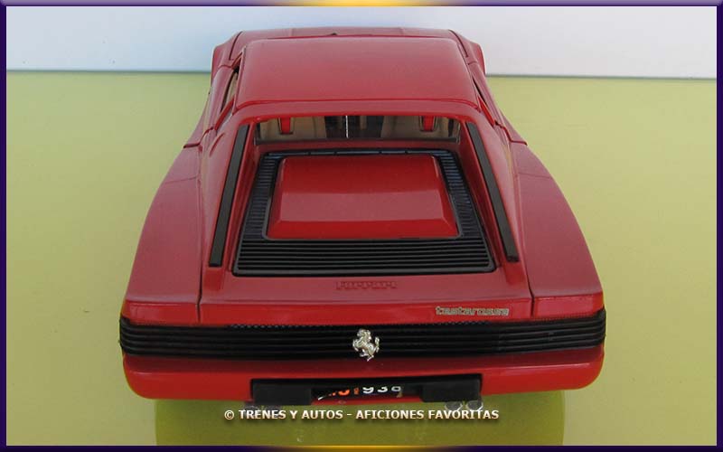 Ferrari Testarossa - Bburago 1/18