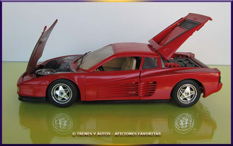 Ferrari Testarossa - Bburago 1/18