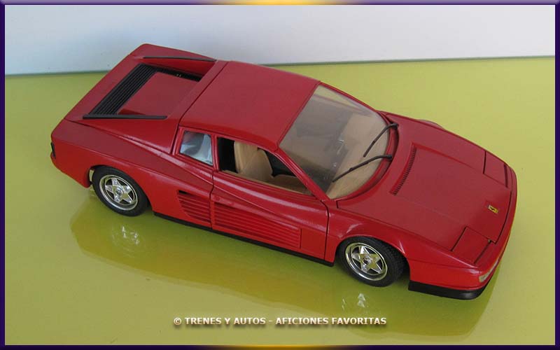 Ferrari Testarossa - Bburago 1/18