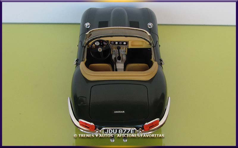 Jaguar E Cabriolet - Bburago 1/18