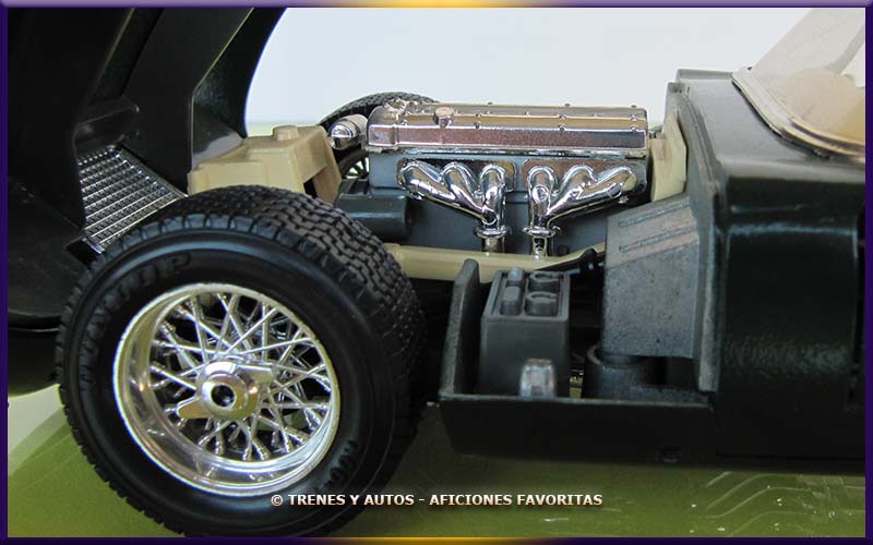 Jaguar E Cabriolet - Bburago 1/18