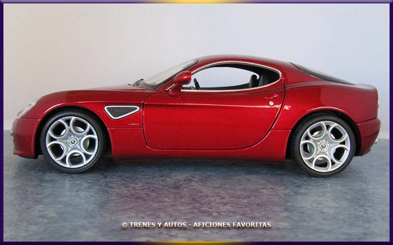Imagen Alfa Romeo 8C Competizione 1/24