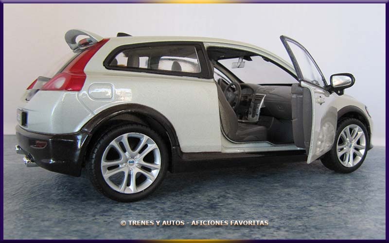 Imagen Volvo C30 Coupé 1/24