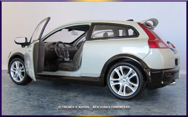 Imagen Volvo C30 Coupé 1/24