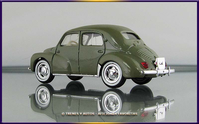 Renault 4 CV