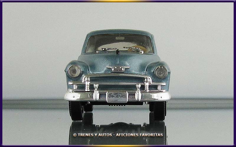 Chevrolet Styleline Deluxe Sedán