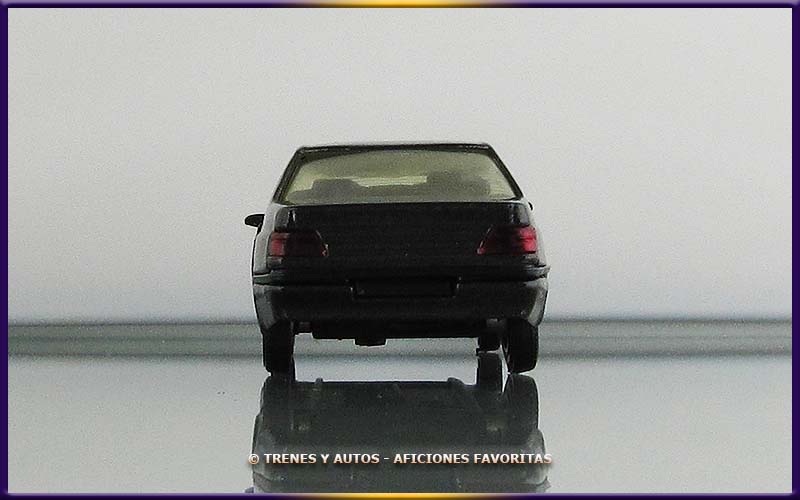Peugeot 605
