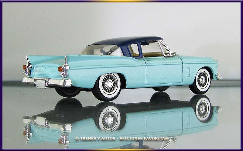 Studebaker Silver Hawk