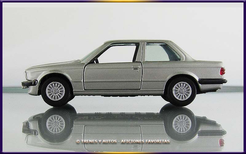 BMW 325i (E30)