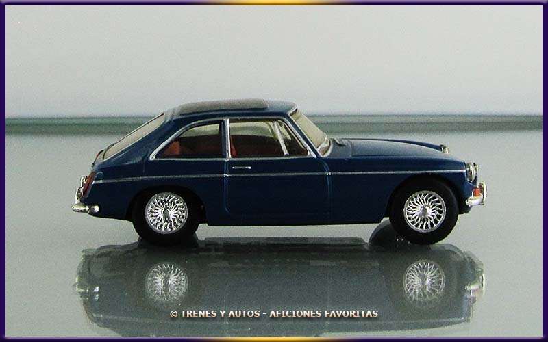MG B GT Coupé