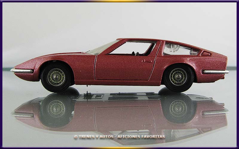 Maserati Indy