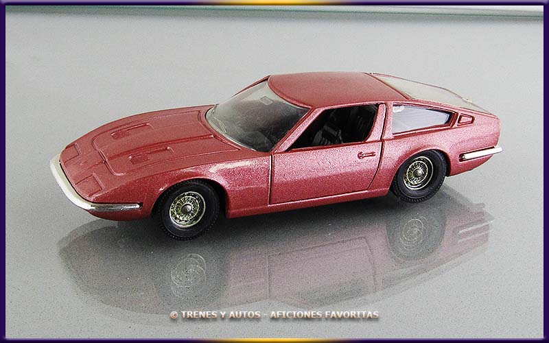 Maserati Indy