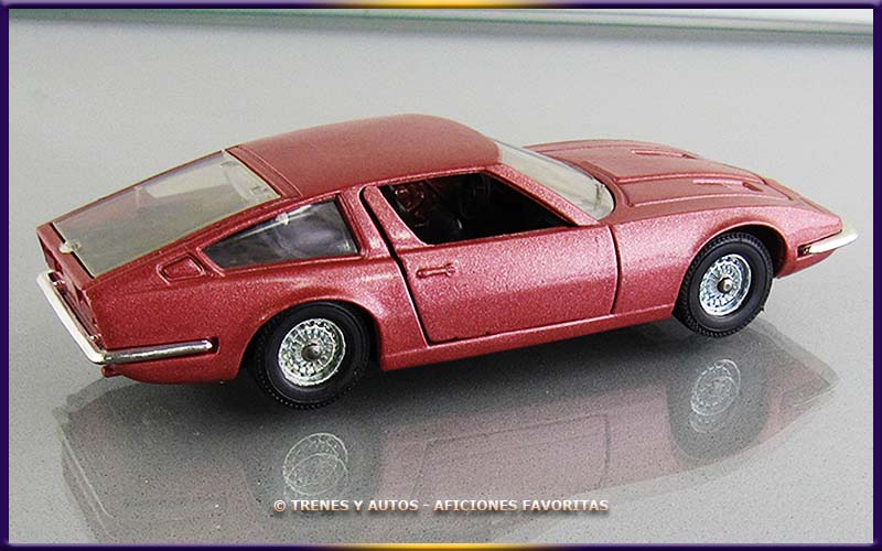 Maserati Indy