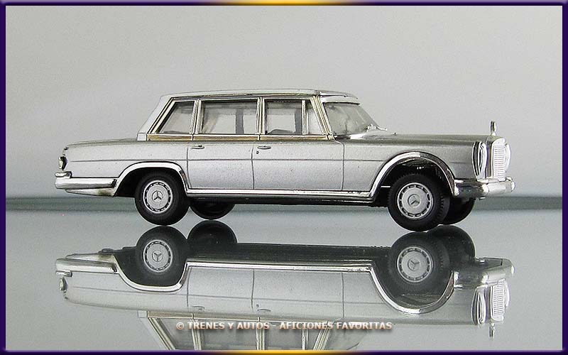 Mercedes Benz 600 Limousine (W100)