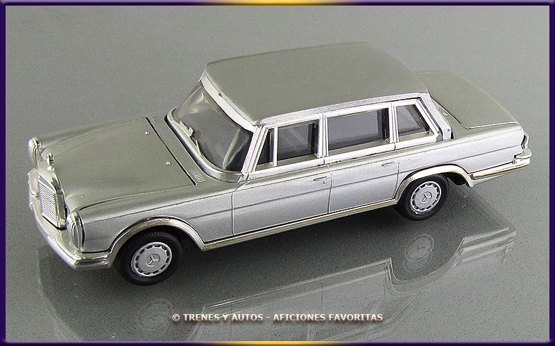 Mercedes Benz 600 Limousine (W100)