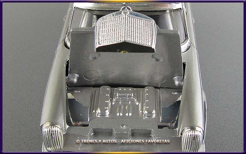 Mercedes Benz 600 Limousine (W100)