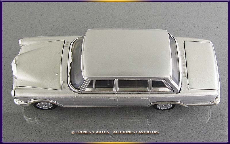 Mercedes Benz 600 Limousine (W100)